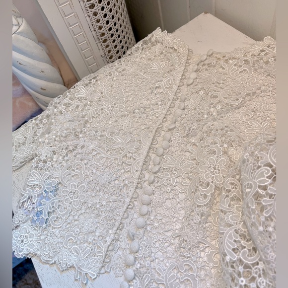 Anne Barge Keaton Topper - Picture 5 of 10